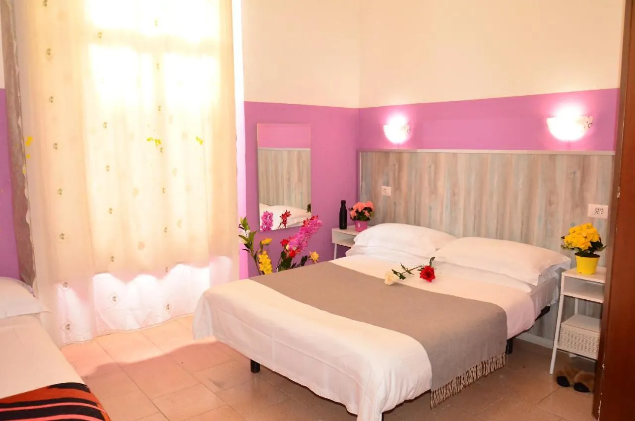 Hotel New Milano 0*,  Italia